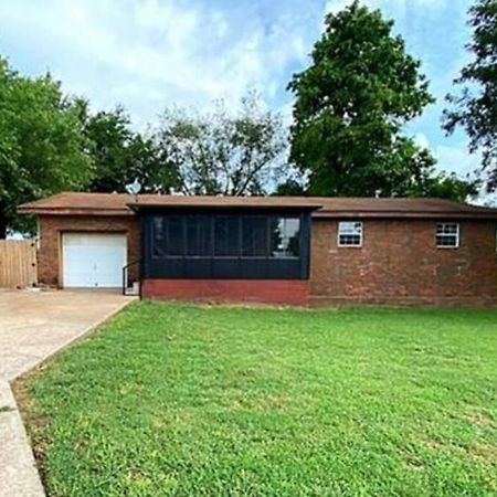 The Greenhouse - 3Bed 2Bath Home In Tahlequah, Ok Extérieur photo